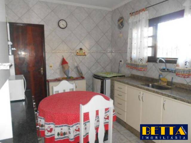 Casa para Venda em Jacareí - 4