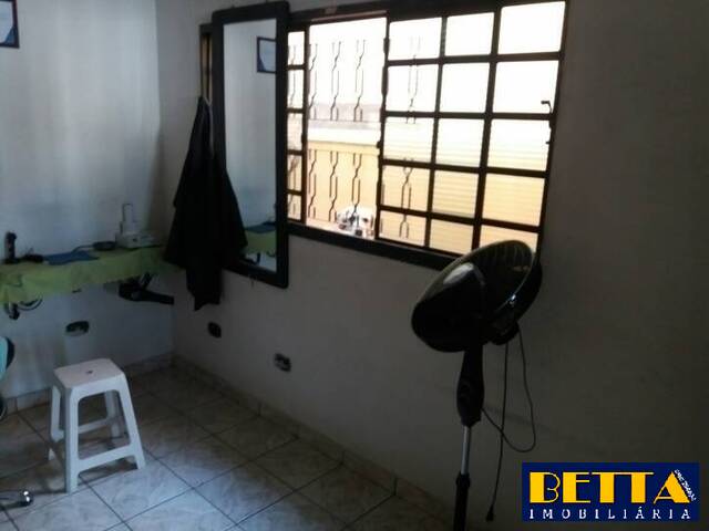 Casa para Venda em Jacareí - 3