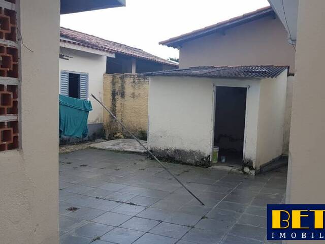 Casa para Venda em Jacareí - 3