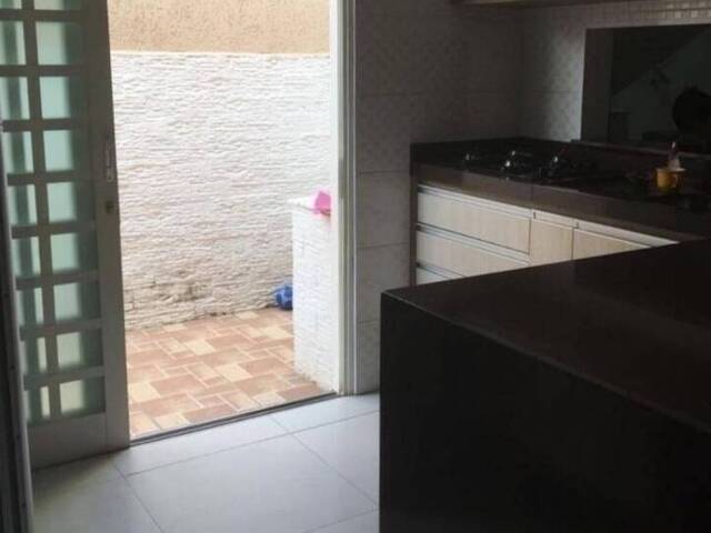 Casa para Venda em São José dos Campos - 2