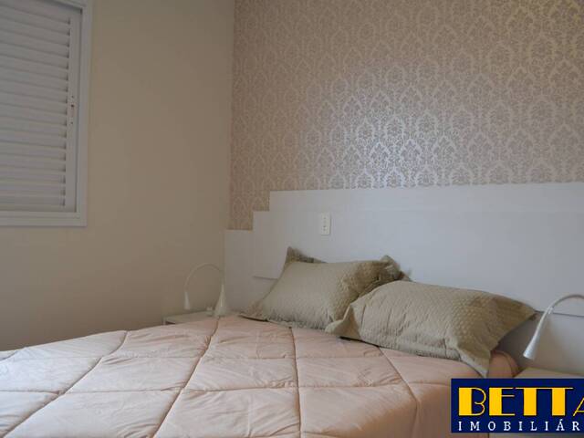 Apartamento para Venda em Jacareí - 4