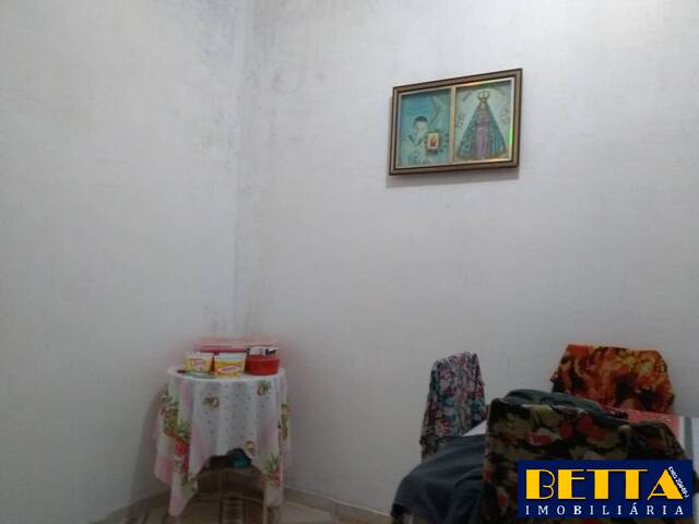 Casa para Venda em Jacareí - 3