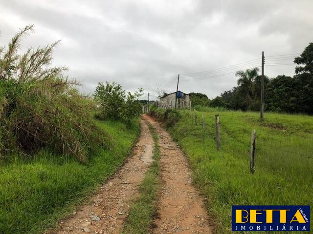 #4667 - Área para Venda em Guararema - SP - 2