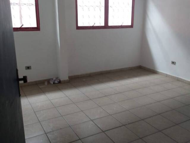 Sala para Locação em Jacareí - 3
