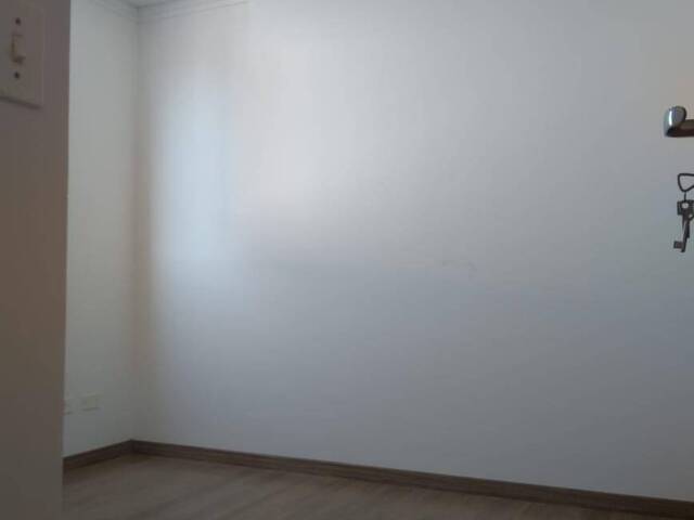 Apartamento para Venda em Jacareí - 4