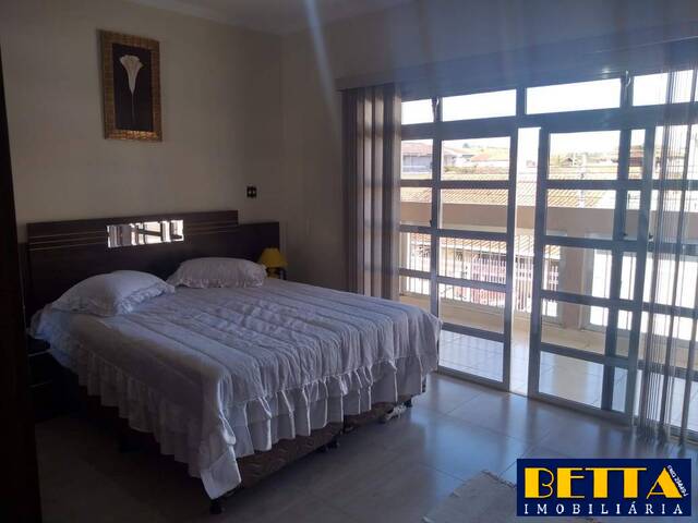 #4810 - Casa para Venda em Jacareí - SP