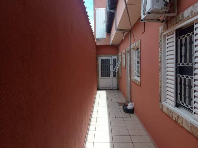 Casa para Venda em Jacareí - 4