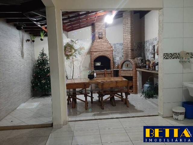 #4968 - Sobrado para Venda em Jacareí - SP
