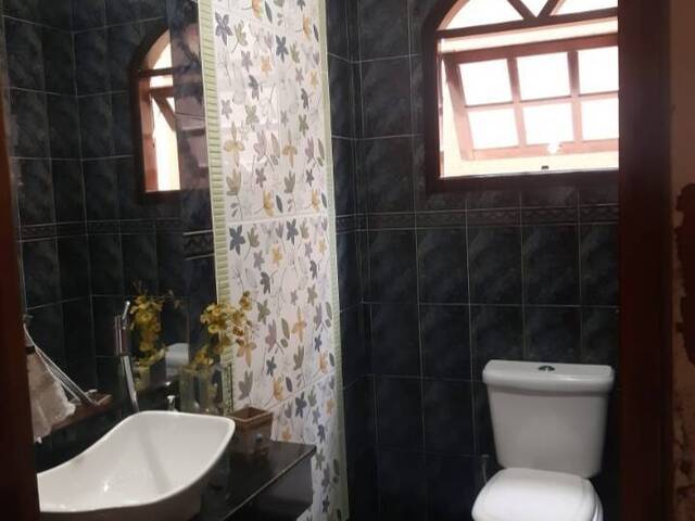 Sobrado para Venda em Jacareí - 5