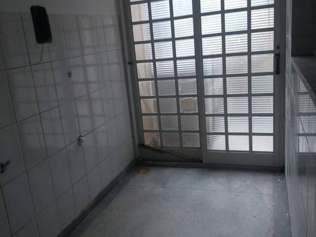 Sala para Venda em Jacareí - 4