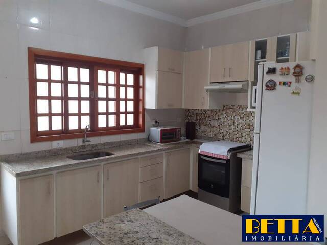 #5012 - Casa para Venda em Jacareí - SP