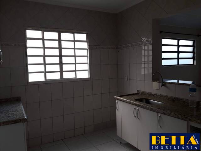 Apartamento para Locação em Jacareí - 3