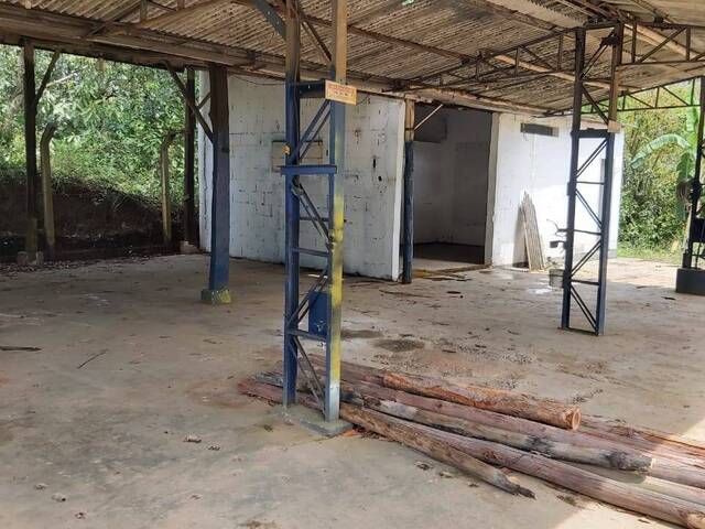 #5211 - Terreno para Venda em Santa Branca - SP