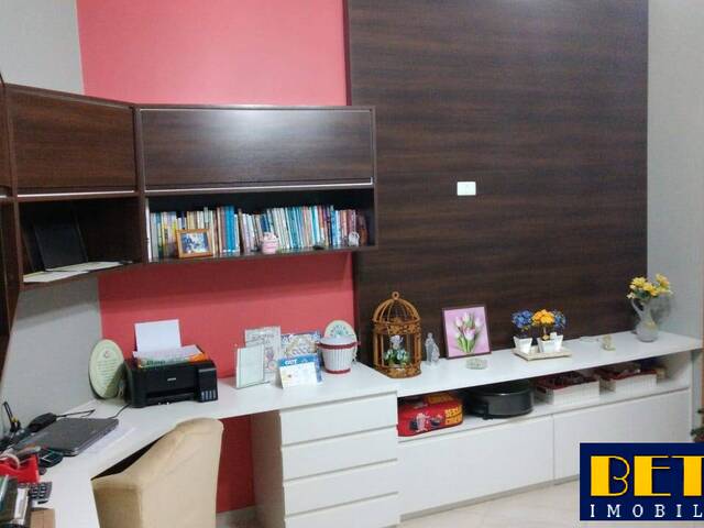 #5215 - Casa para Venda em Santa Branca - SP