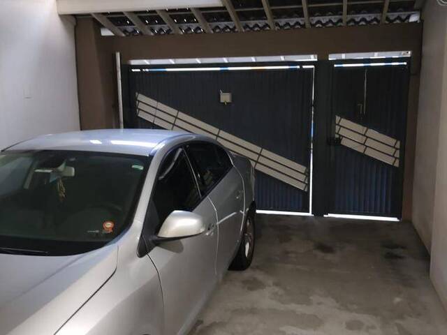 Sobrado para Venda em Jacareí - 4