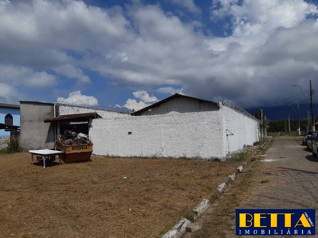 Casa para Venda em Caraguatatuba - 4