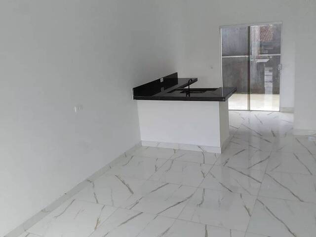 Casa em condomínio para Venda em Jacareí - 2