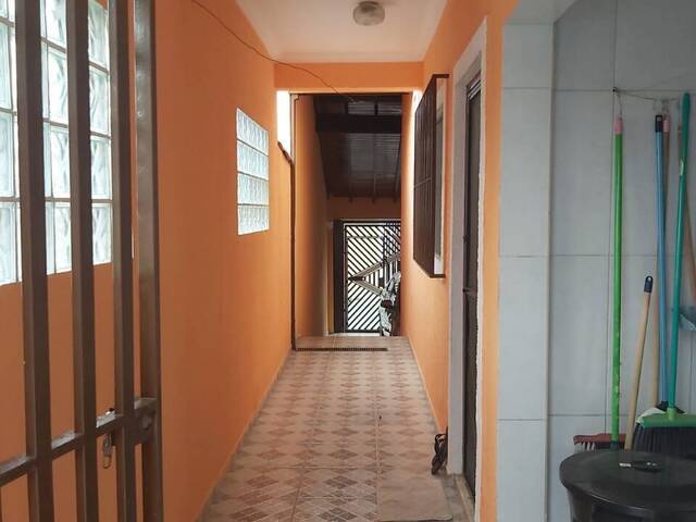 Sobrado para Venda em Jacareí - 4