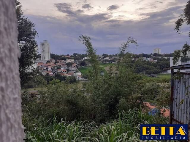 Casa para Venda em São José dos Campos - 4