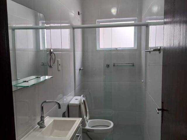 Casa para Venda em Jacareí - 4