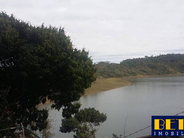 #5670 - Terreno para Venda em Santa Branca - SP