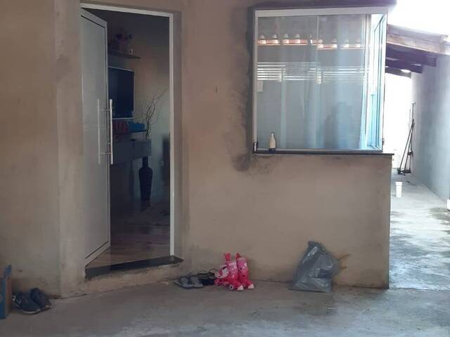 #5676 - Casa para Venda em Santa Branca - SP