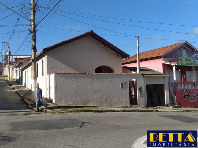 Casa para Venda em Jacareí - 3