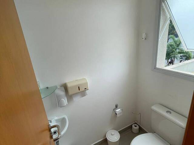 Sala para Venda em Jacareí - 3