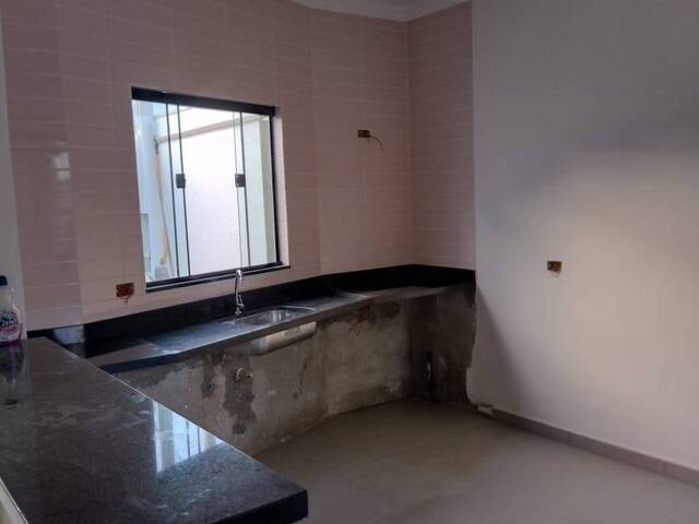 Casa para Venda em Jacareí - 4