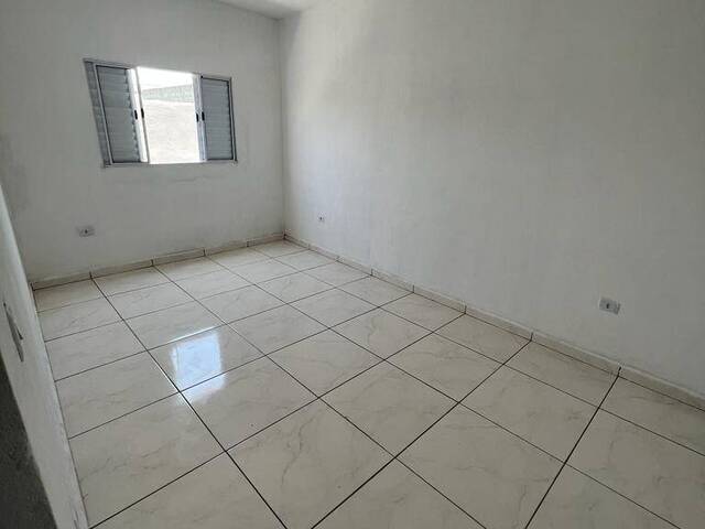 Casa para Venda em Jacareí - 3