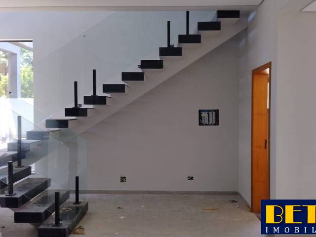 Casa em condomínio para Venda em Jacareí - 2