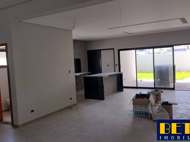 Casa em condomínio para Venda em Jacareí - 4