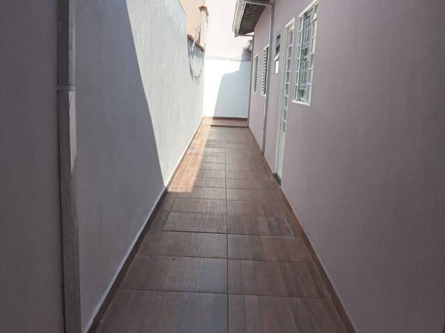 Casa para Venda em Jacareí - 5