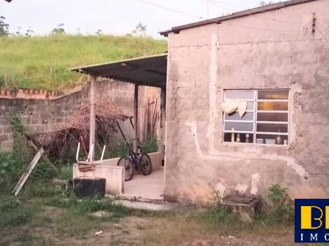 Casa para Venda em Jacareí - 3