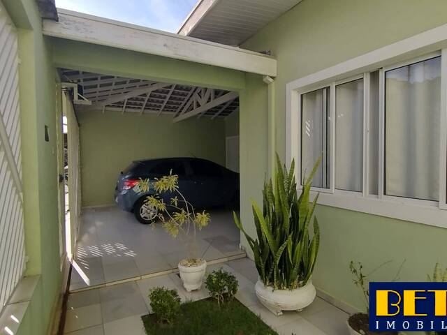 #6031 - Casa para Venda em Jacareí - SP - 2