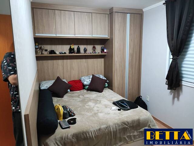 Apartamento para Venda em Jacareí - 4