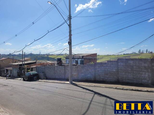 Casa para Venda em Jacareí - 3