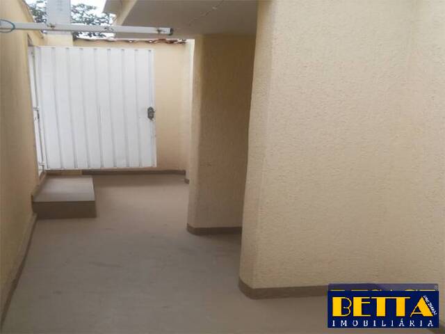 #6140 - Casa para Locação em Jacareí - SP - 2