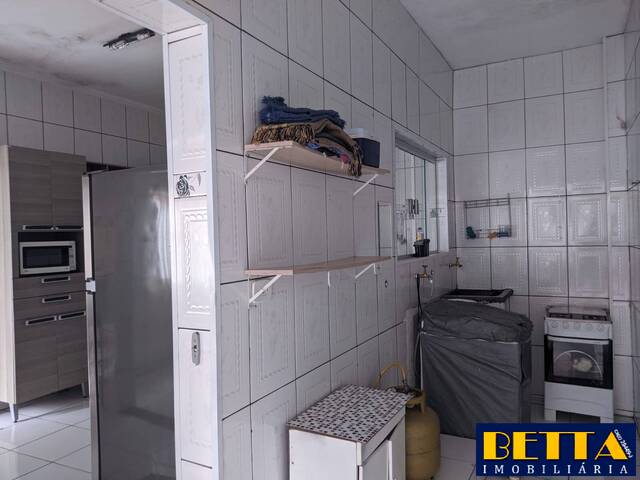 Casa para Venda em Jacareí - 3