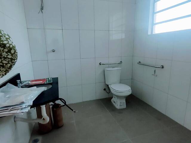 Prédio comercial para Locação em Jacareí - 4