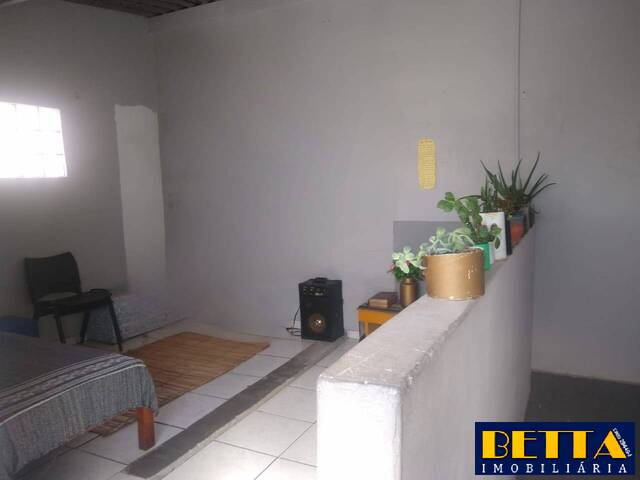 Casa para Venda em Jacareí - 5
