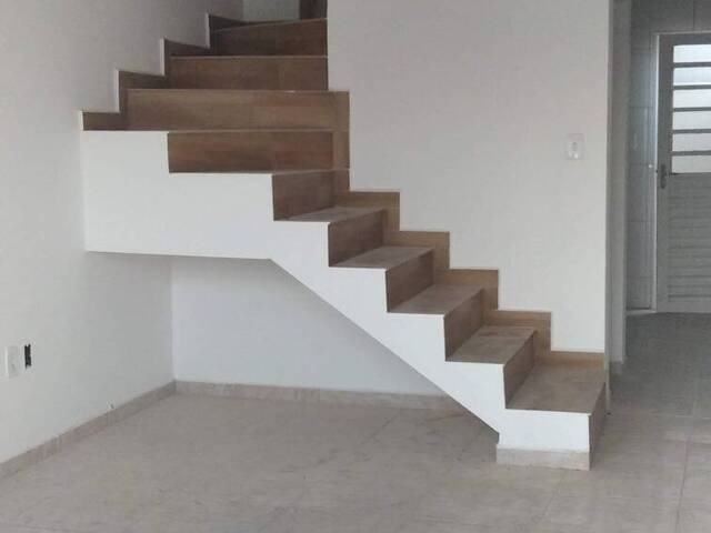 Casa para Venda em Jacareí - 4