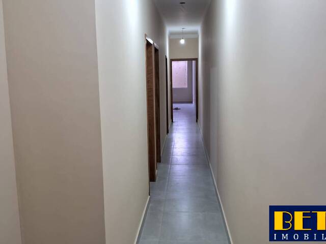 #6397 - Casa para Venda em Jacareí - SP