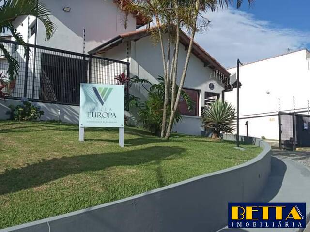 Apartamento para Locação em Jacareí - 2