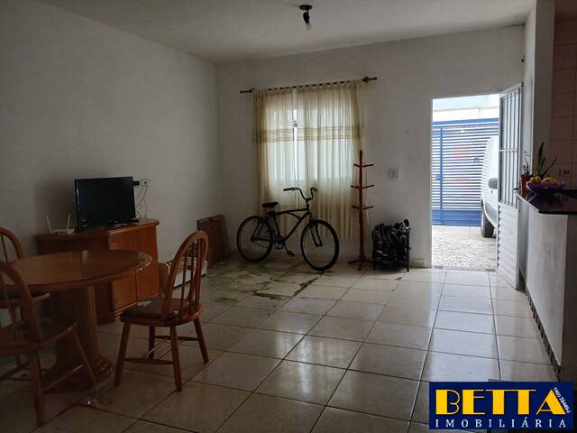 Casa para Venda em Jacareí - 4