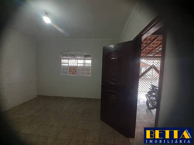 Casa para Venda em São José dos Campos - 5