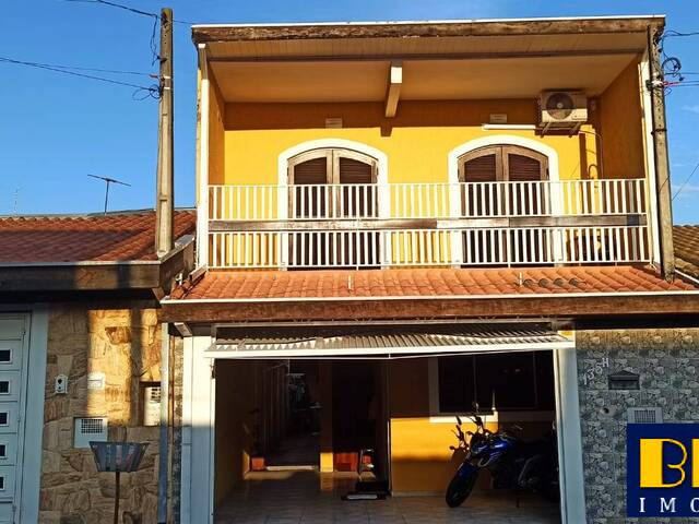 #6825 - Casa para Venda em Jacareí - SP - 1