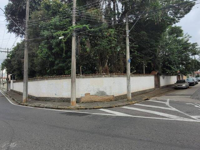 #6845 - Casa para Venda em Jacareí - SP - 2