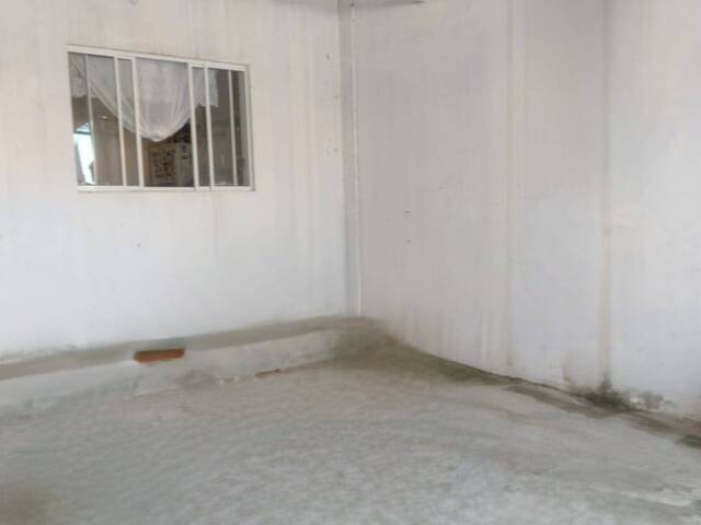 #6854 - Casa para Venda em Jacareí - SP - 2