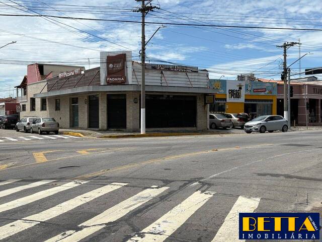 #5614 - Ponto Comercial para Locação em Jacareí - SP